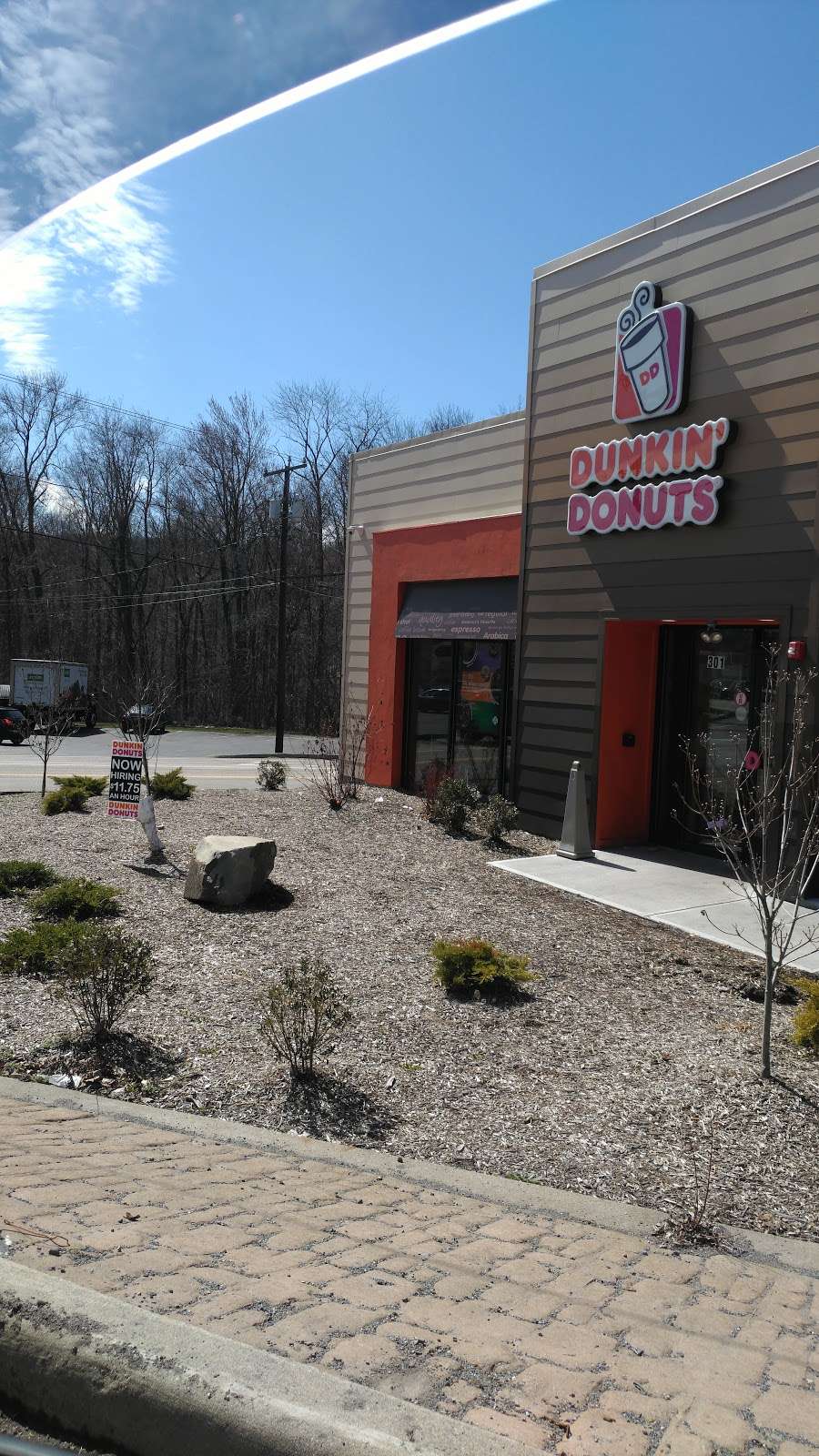 Dunkin Donuts | 301 NY-32, Newburgh, NY 12550, USA | Phone: (845) 281-4304