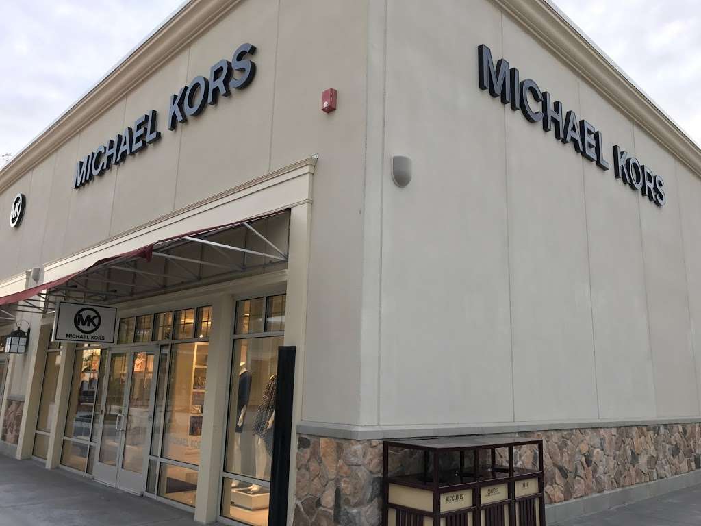 Michael Kors Outlet | 100 Premium Outlets Dr #940, Blackwood, NJ 08012, USA | Phone: (856) 302-4658