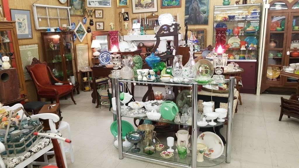 THE 5 BEST Frederick Antique Stores (with Photos) - Tripadvisor