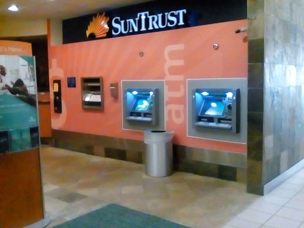 SunTrust ATM | 1 Airport Blvd, Orlando, FL 32827 | Phone: (800) 786-8787