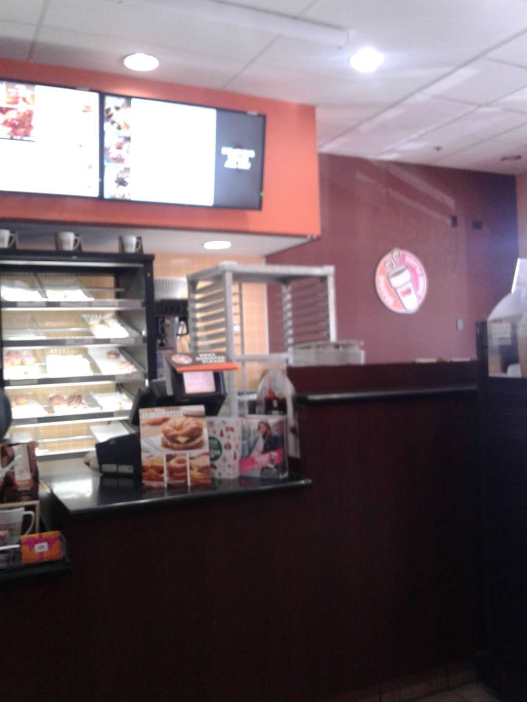 Dunkin Donuts | 5725 St Charles Rd, Berkeley, IL 60163 | Phone: (708) 493-0310