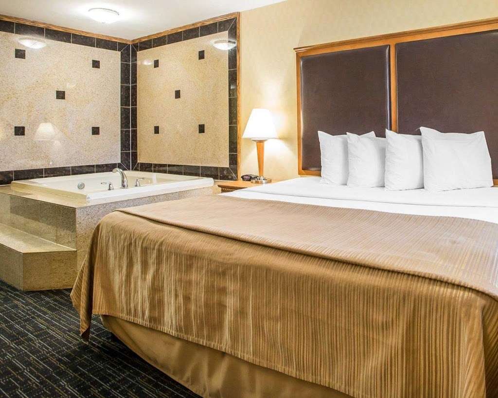 Quality Inn & Suites Atlantic City Marina District | 328 E White Horse Pike, Absecon, NJ 08205, USA | Phone: (609) 652-3300