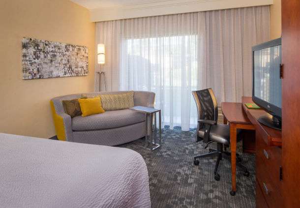 Courtyard by Marriott Charlotte University Research Park | 333 W W.T.Harris Blvd, Charlotte, NC 28262, USA | Phone: (704) 549-4888