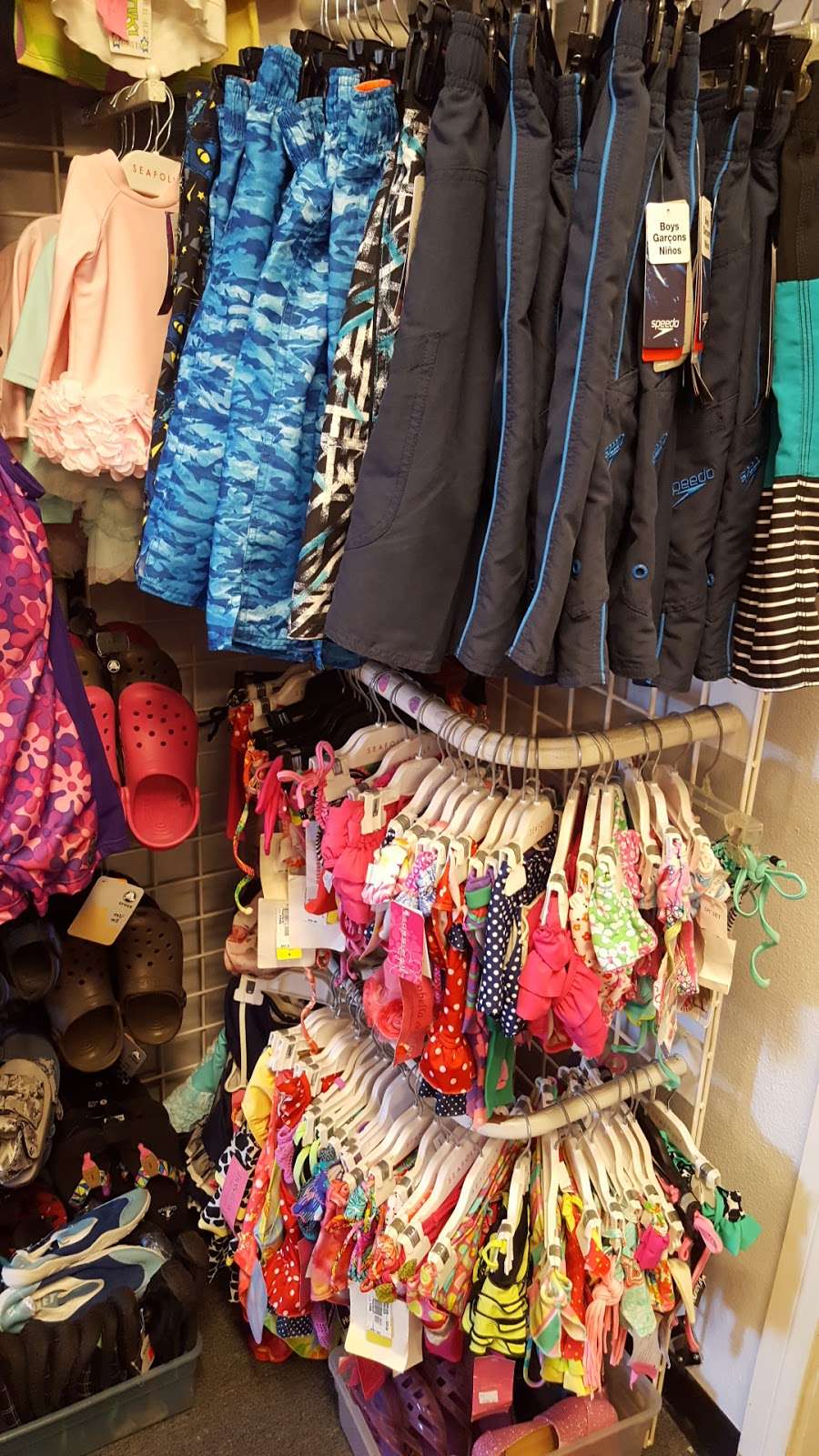 DALES Swim Shop | 700 Seacoast Dr #107, Imperial Beach, CA 91932, USA | Phone: (619) 946-4600