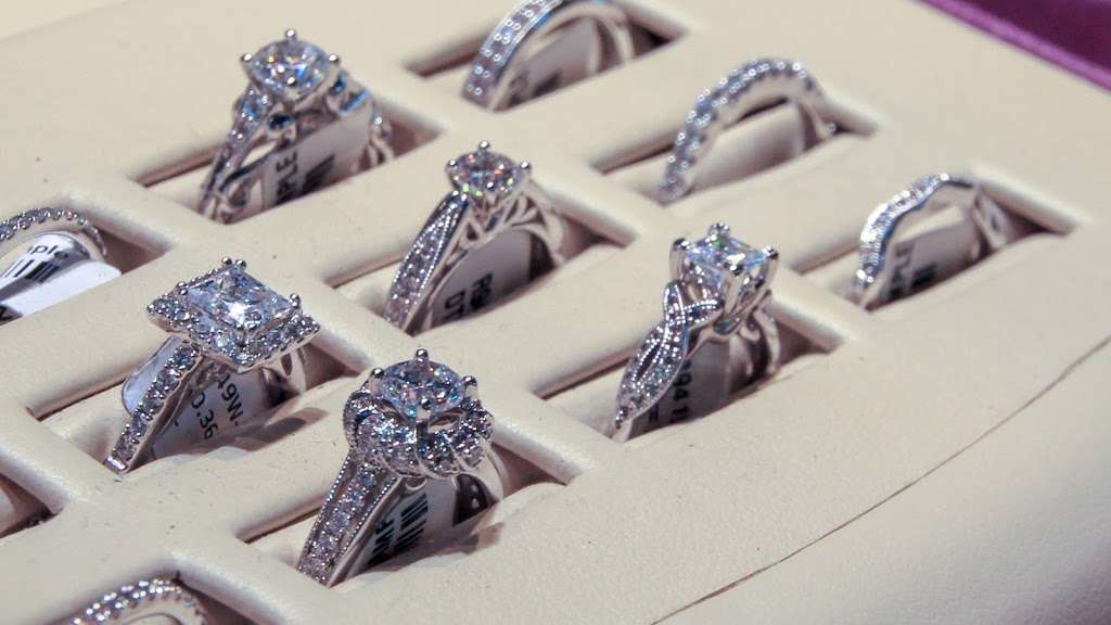 Jewelfire Diamonds | 7674 Grandview Ave Suit 115, Arvada, CO 80002, USA | Phone: (303) 404-0400