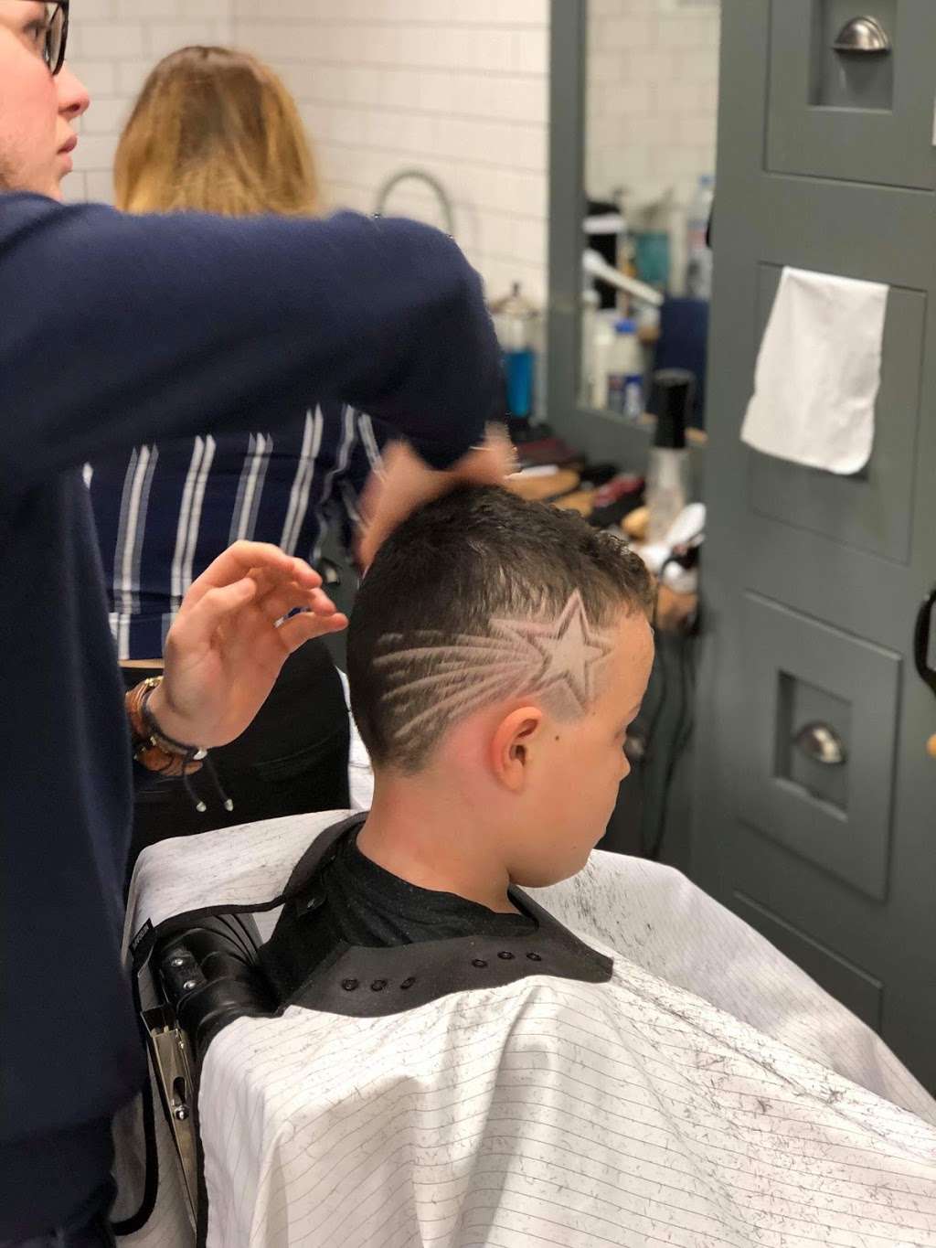 Gould Barbers - Gatwick | Reigate Rd, Horley RH6 0AT, UK