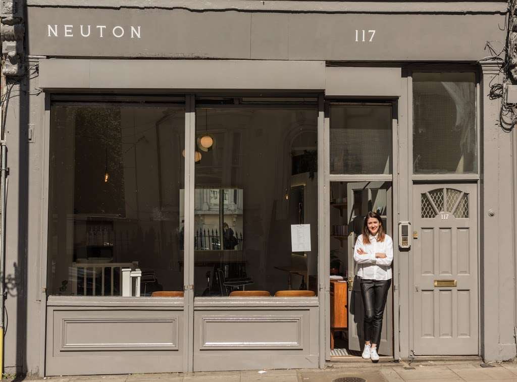 Neuton Hair Salon London | 117 Newington Green Rd, Mildmay Ward, London N1 4QY, UK | Phone: 020 7683 1502