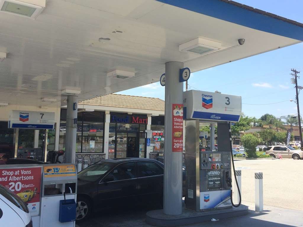 Chevron Whittier | 10808 Beverly Blvd, Whittier, CA 90601, USA | Phone: (562) 699-7885