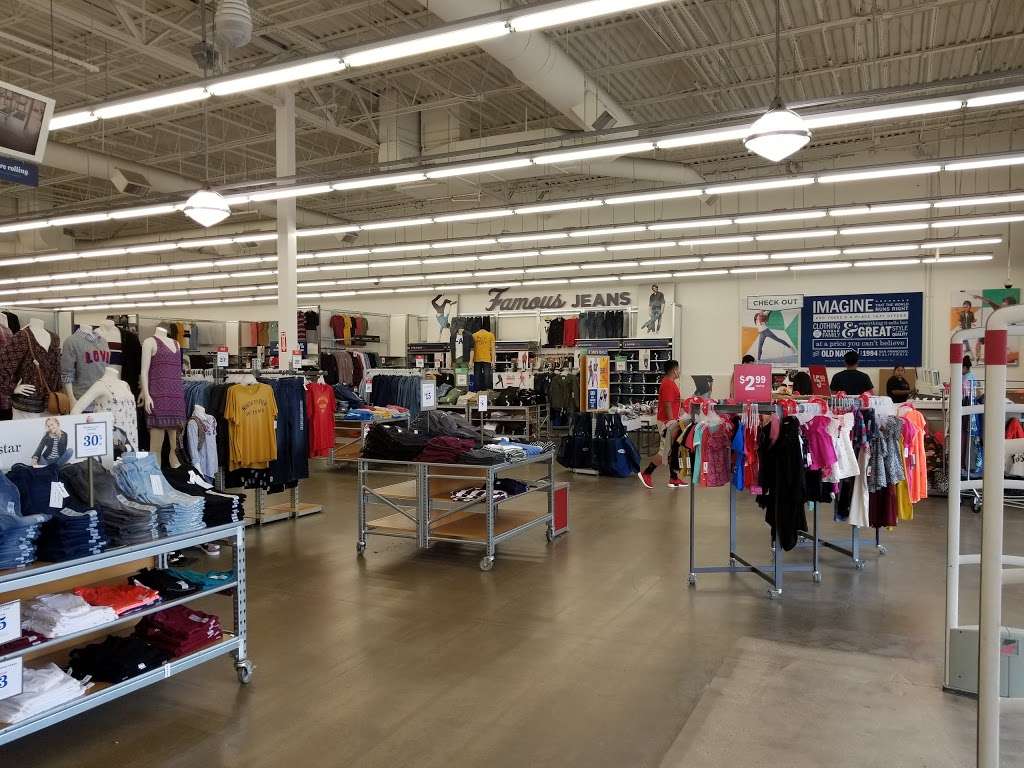 Old Navy | 6711 Frontier Dr, Springfield, VA 22150, USA | Phone: (703) 921-1882