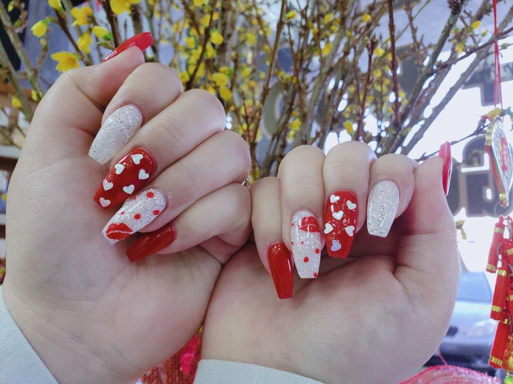 LV Nails & Spa  Top Nails Salon in Los Alamitos California 90720