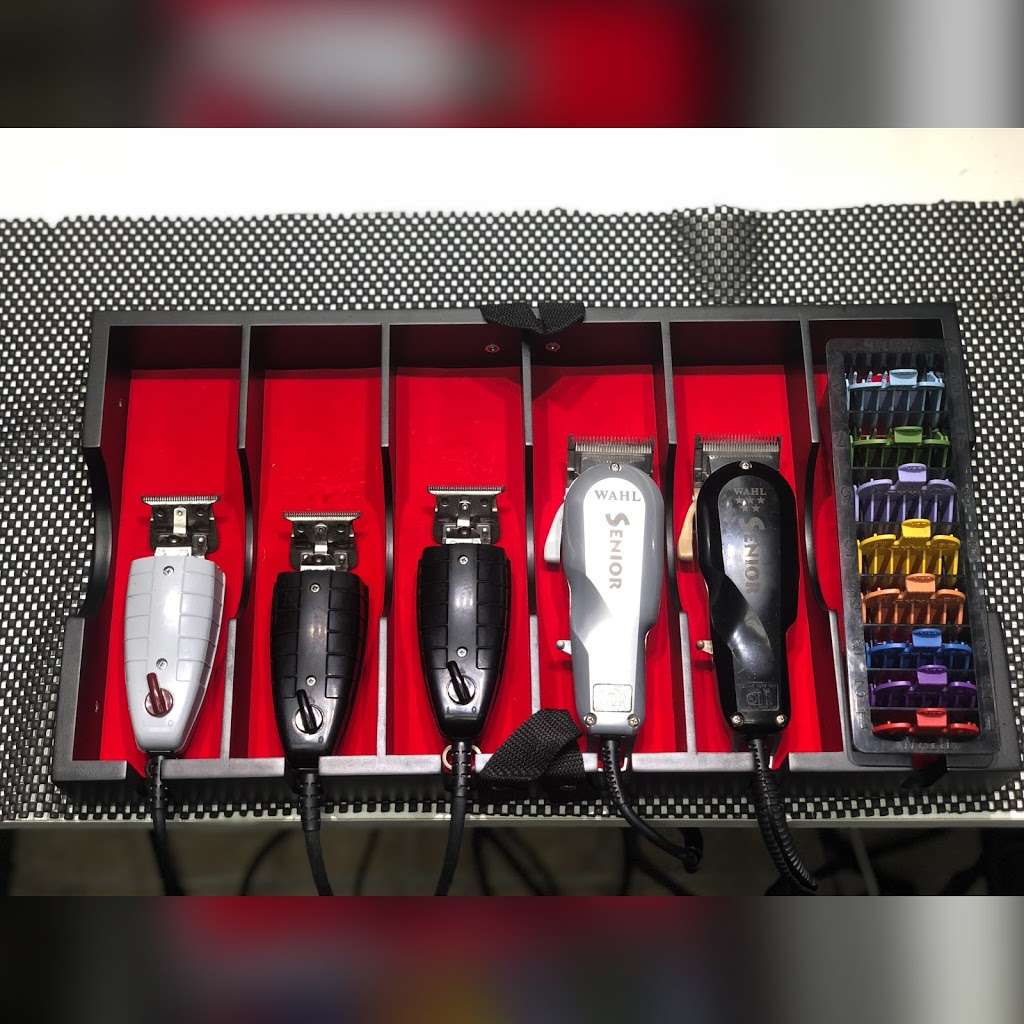 East Js Cuts and Shaves | 60 E J St Suite C, Chula Vista, CA 91910, USA | Phone: (619) 816-5764