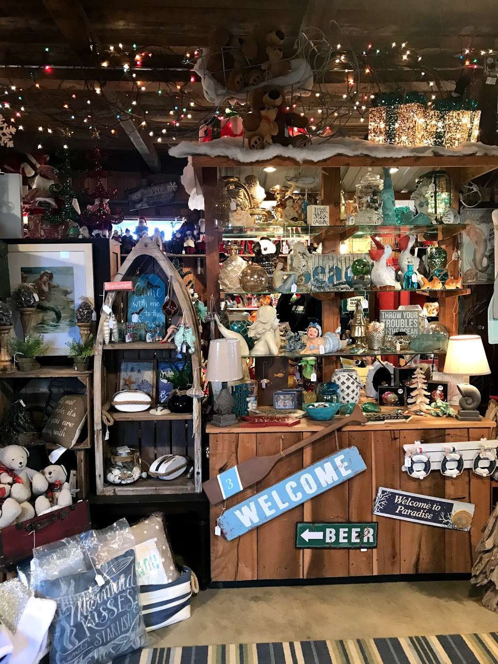 Friendship Trees & Christmas Shop | 6950 Old Solomons Island Rd, Friendship, MD 20758 | Phone: (301) 855-5756