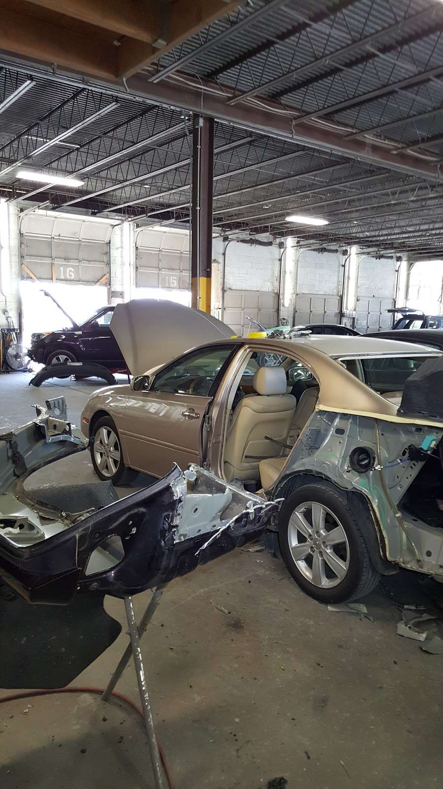 New Design Autobody | 2917 52nd Ave, Hyattsville, MD 20781, USA | Phone: (301) 864-0838