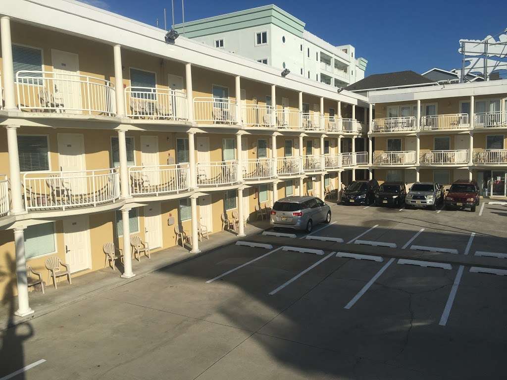 Coliseum Ocean Resort | 416 E Miami Ave, Wildwood Crest, NJ 08260, USA | Phone: (609) 729-4444