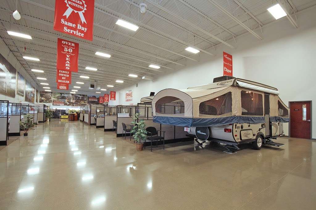 General RV Center | 14000 Automall Dr, Huntley, IL 60142 | Phone: (847) 669-5570