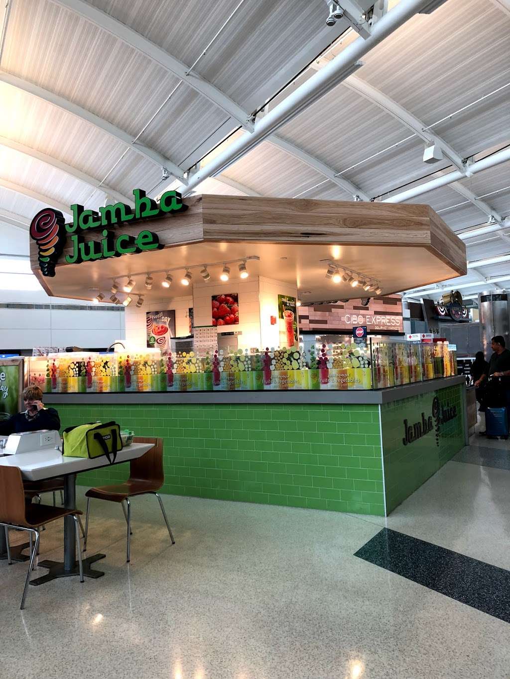 Jamba EWR - Newark Airport - C | Newark Airport, Terminal C, Space C3-R7, Newark, NJ 07114, USA | Phone: (973) 286-0710