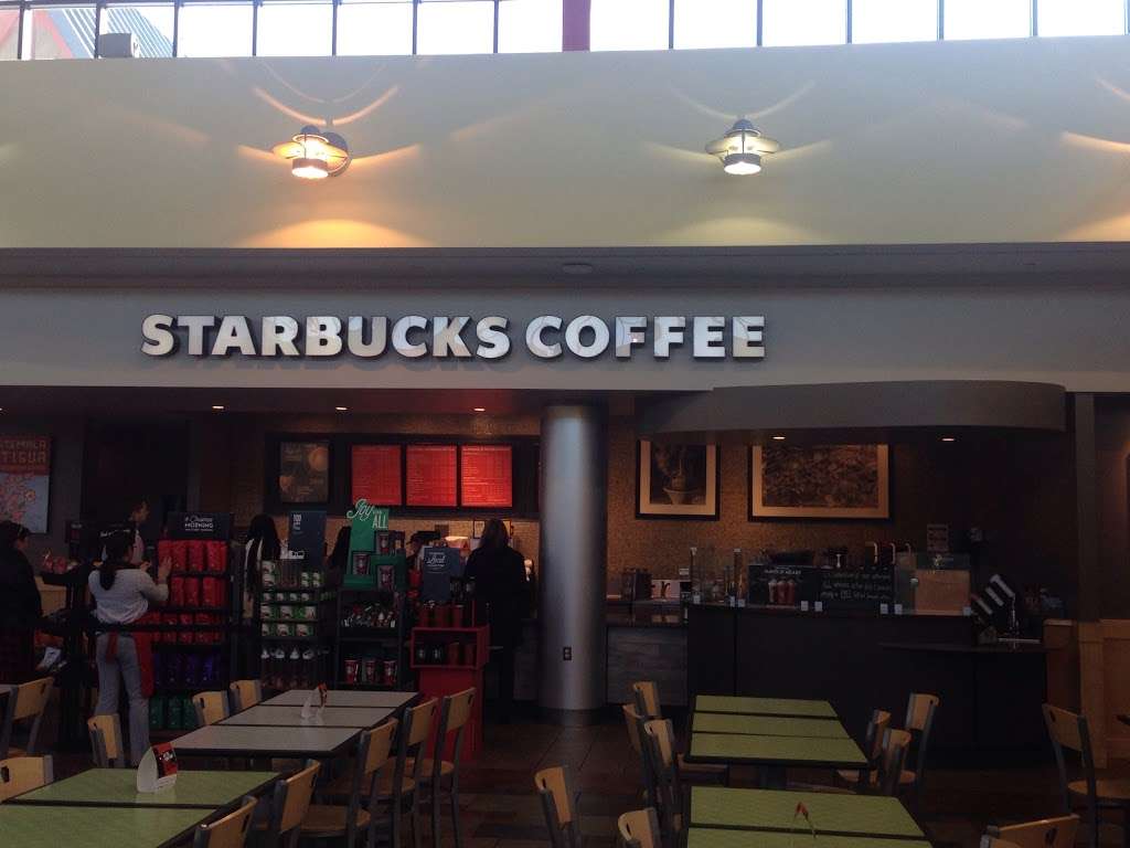 Starbucks | 5052 Cetronia Rd, Allentown, PA 18106, USA | Phone: (610) 366-3872