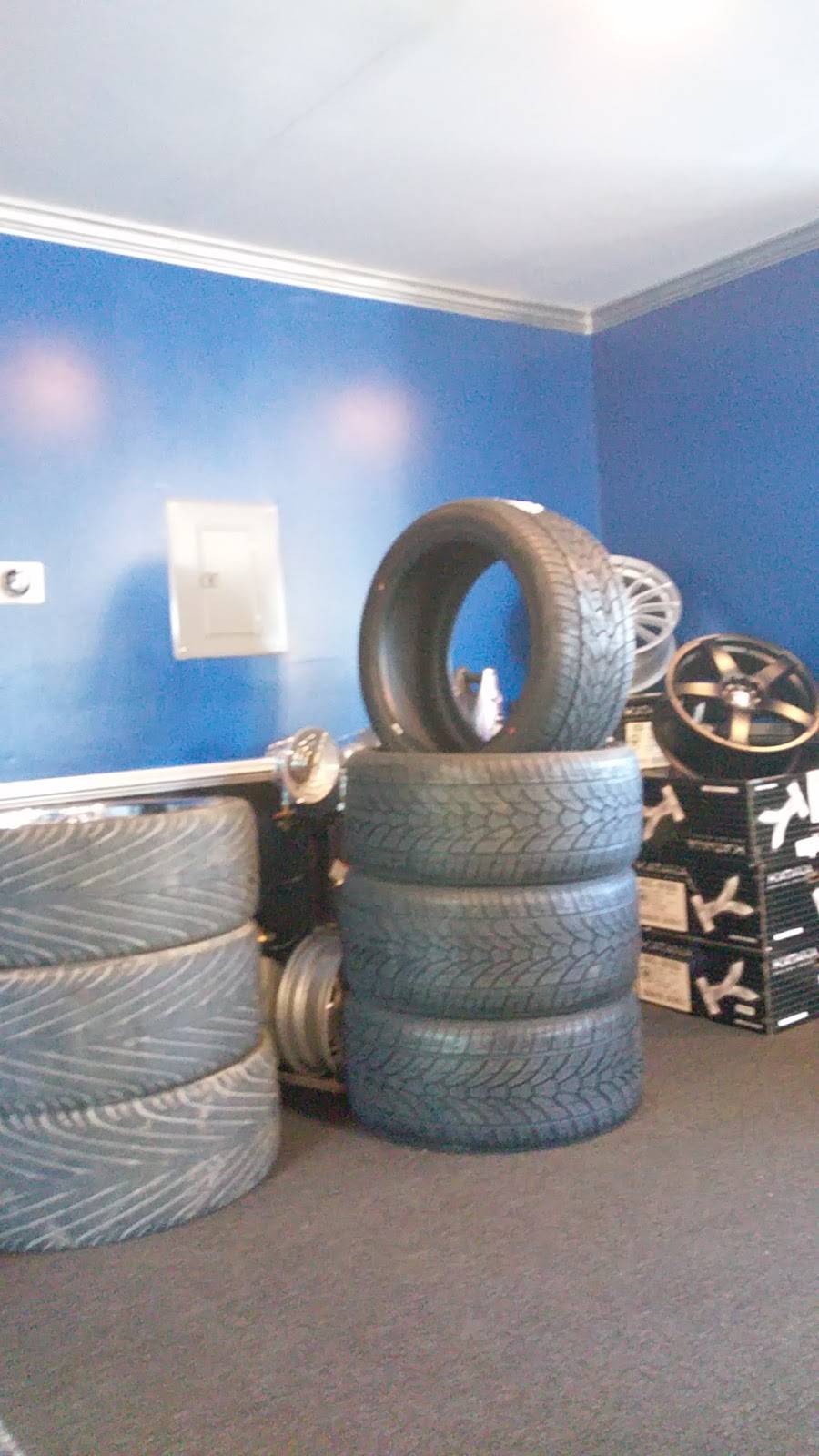 Jays Tire Shop | 3311 Glenwood Rd, Decatur, GA 30032, USA | Phone: (404) 284-7202