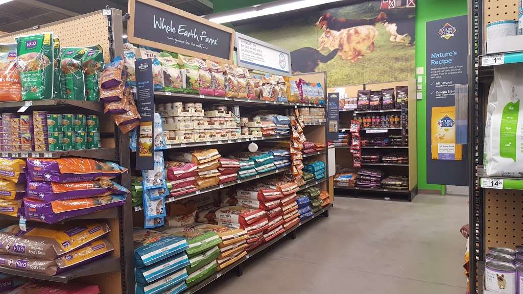 Petco Animal Supplies | 901 N Shepherd Dr, Houston, TX 77008, USA | Phone: (713) 426-1084