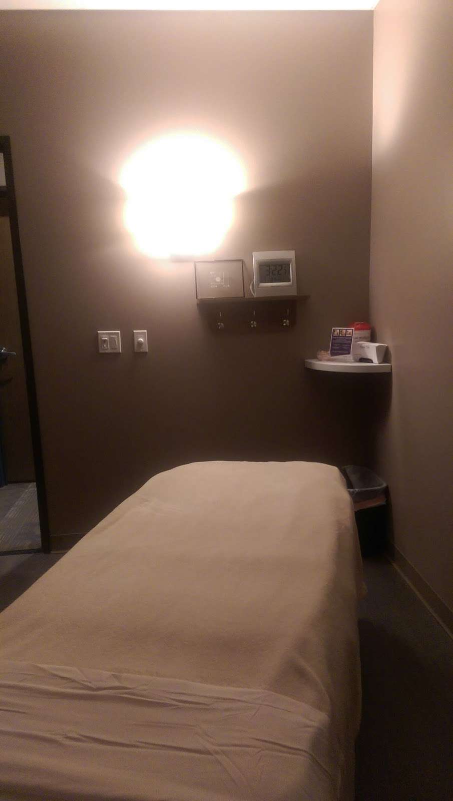 Massage Envy - North Overland Park | 9095 Metcalf Ave, Overland Park, KS 66212, USA | Phone: (913) 381-3689