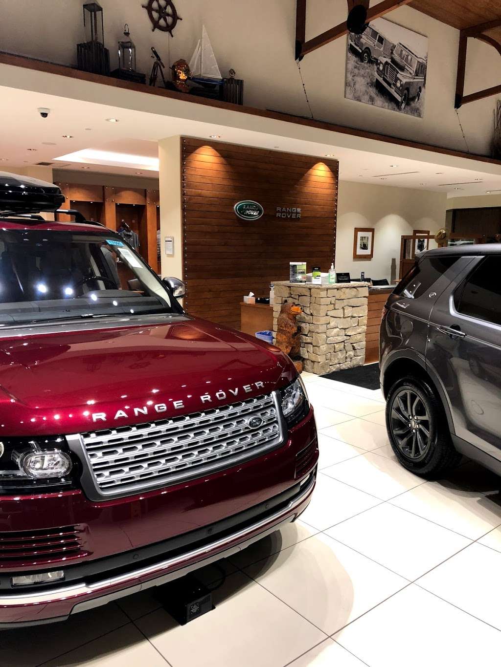 Land Rover Northfield | 670 Frontage Rd, Northfield, IL 60093, USA | Phone: (847) 446-6665