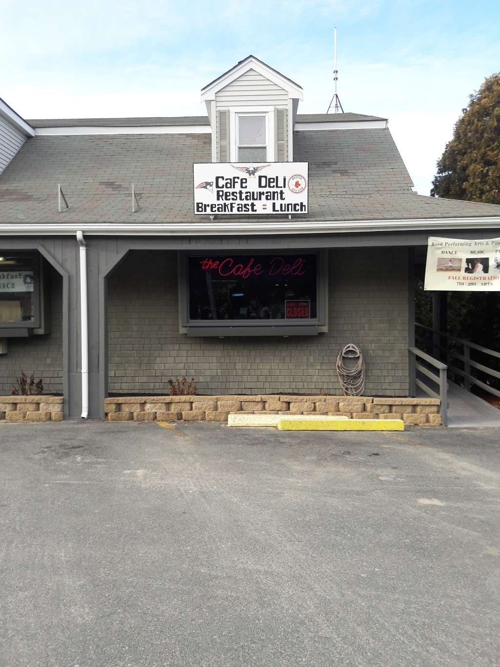 Cafe Deli | 1280 Main St #3, Hanson, MA 02341, USA | Phone: (781) 294-7988