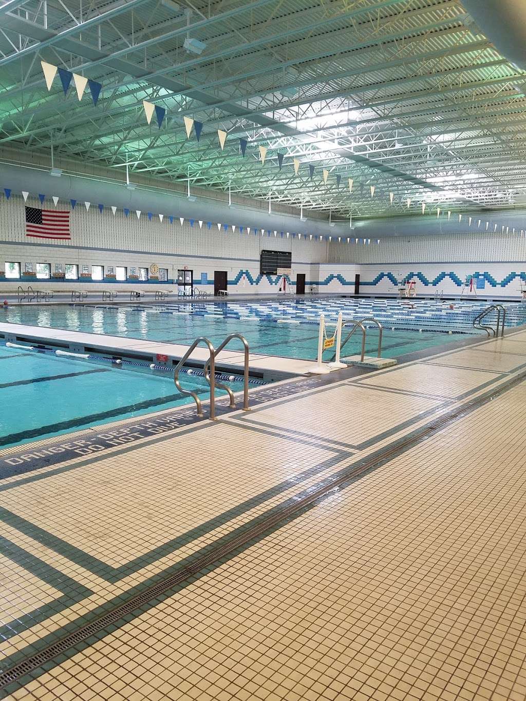 Robert I. Bickford Natatorium | 10129-10207 Campus Way S, Largo, MD 20774, USA | Phone: (301) 546-0676