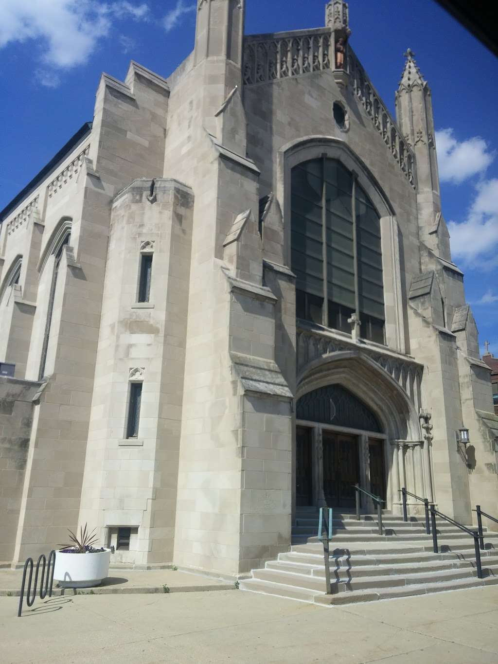 St Viator Catholic Church | 4170 W Addison St, Chicago, IL 60641 | Phone: (773) 286-4040