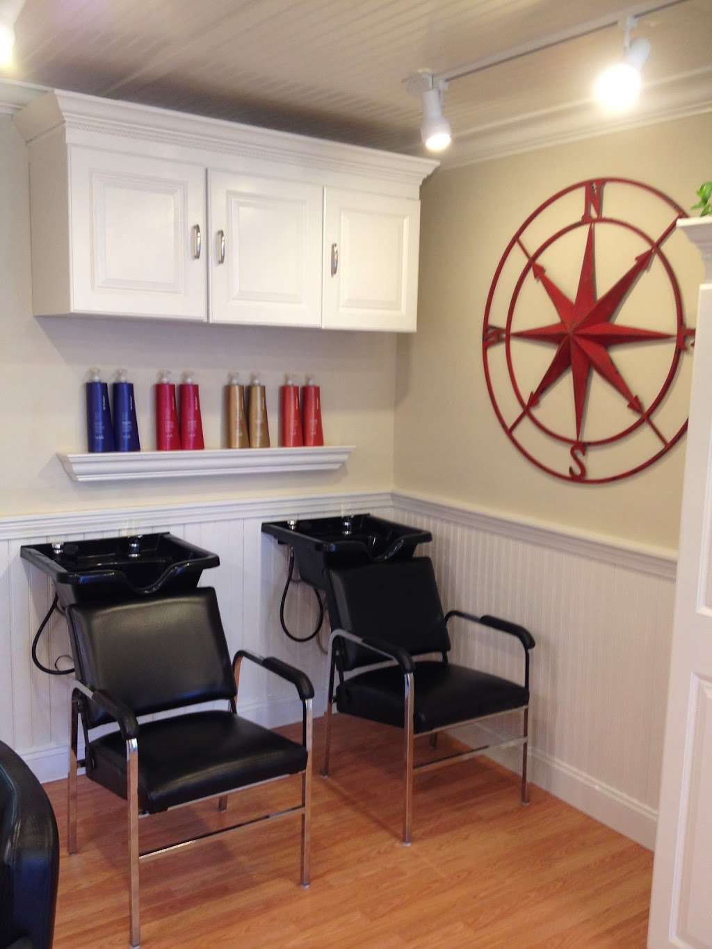 Salon 42/70 | 165 Bridge Rd, Salisbury, MA 01952, USA | Phone: (978) 462-6557