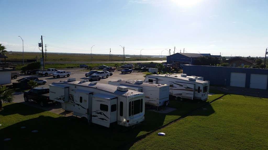 Louis RV Park | 3512 Hwy 6, Hitchcock, TX 77563, USA | Phone: (409) 797-4016