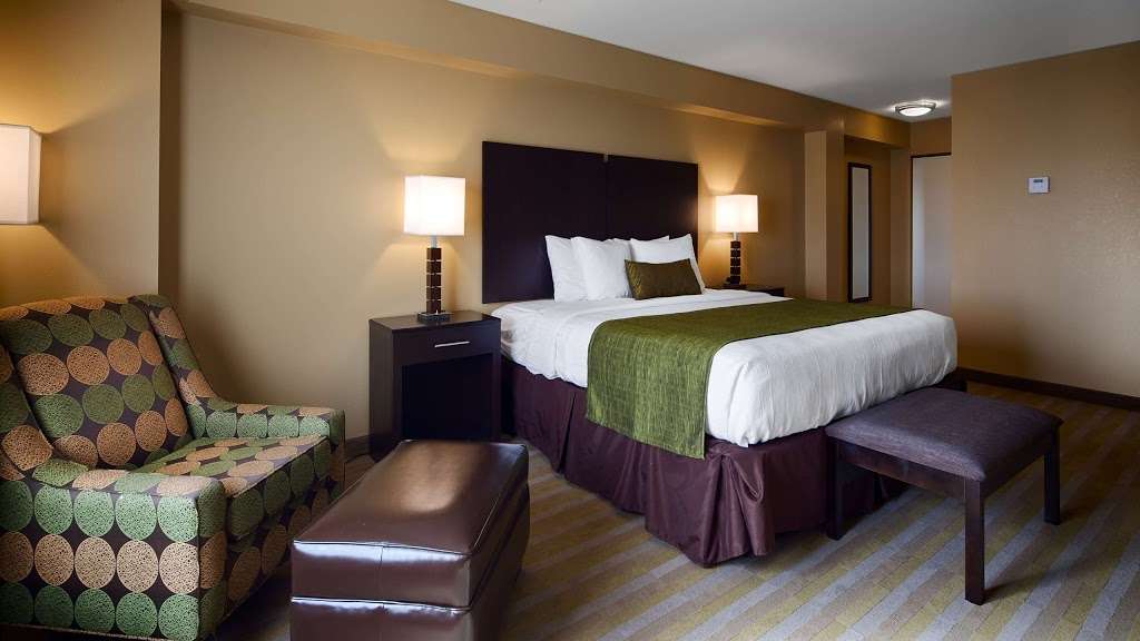 Best Western Plus Thornburg Inn & Suites | 5217 Mudd Tavern Rd, Woodford, VA 22580, USA | Phone: (540) 805-5023