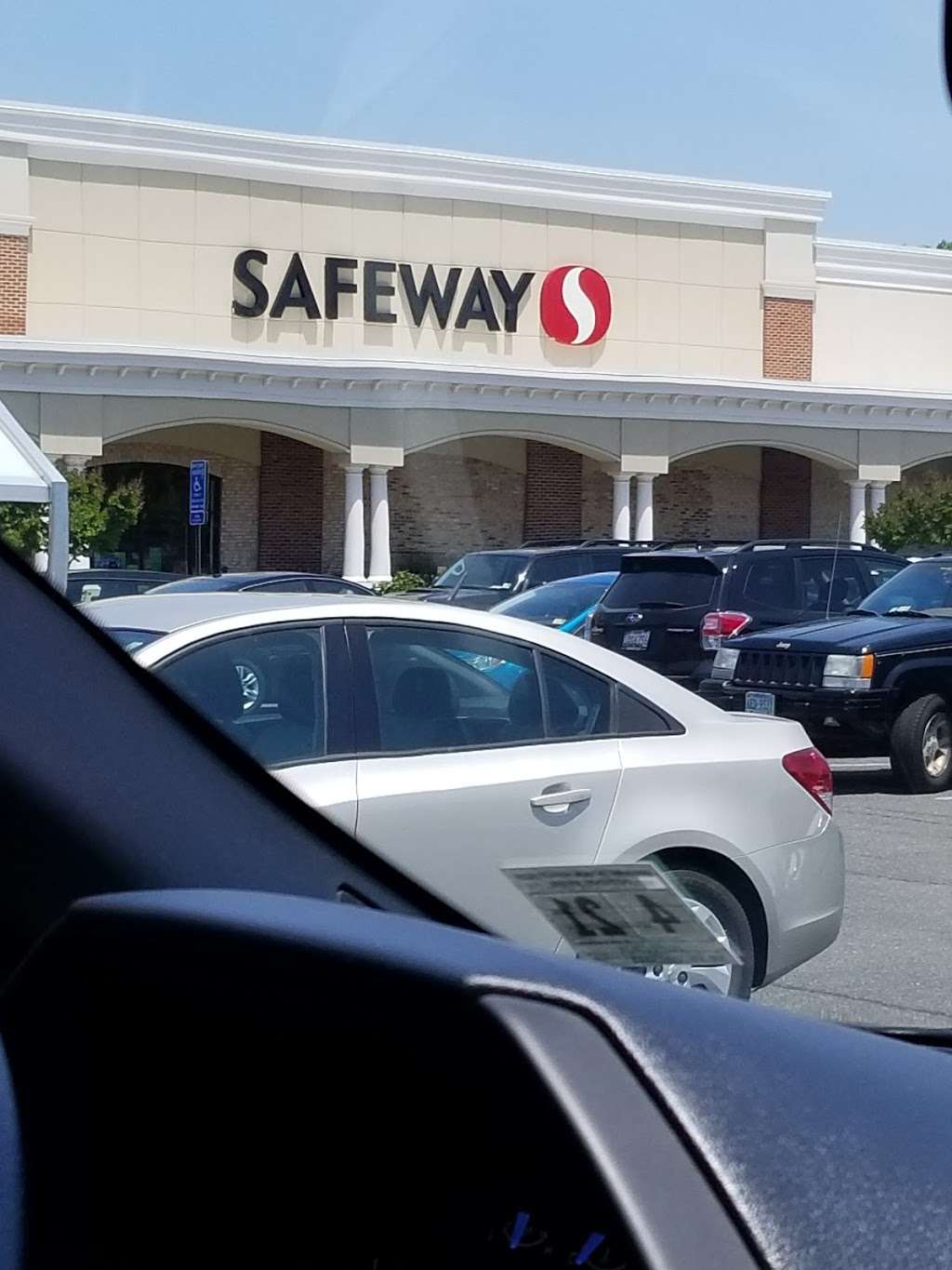 Safeway | 1624 Belle View Blvd, Alexandria, VA 22307 | Phone: (703) 765-3434