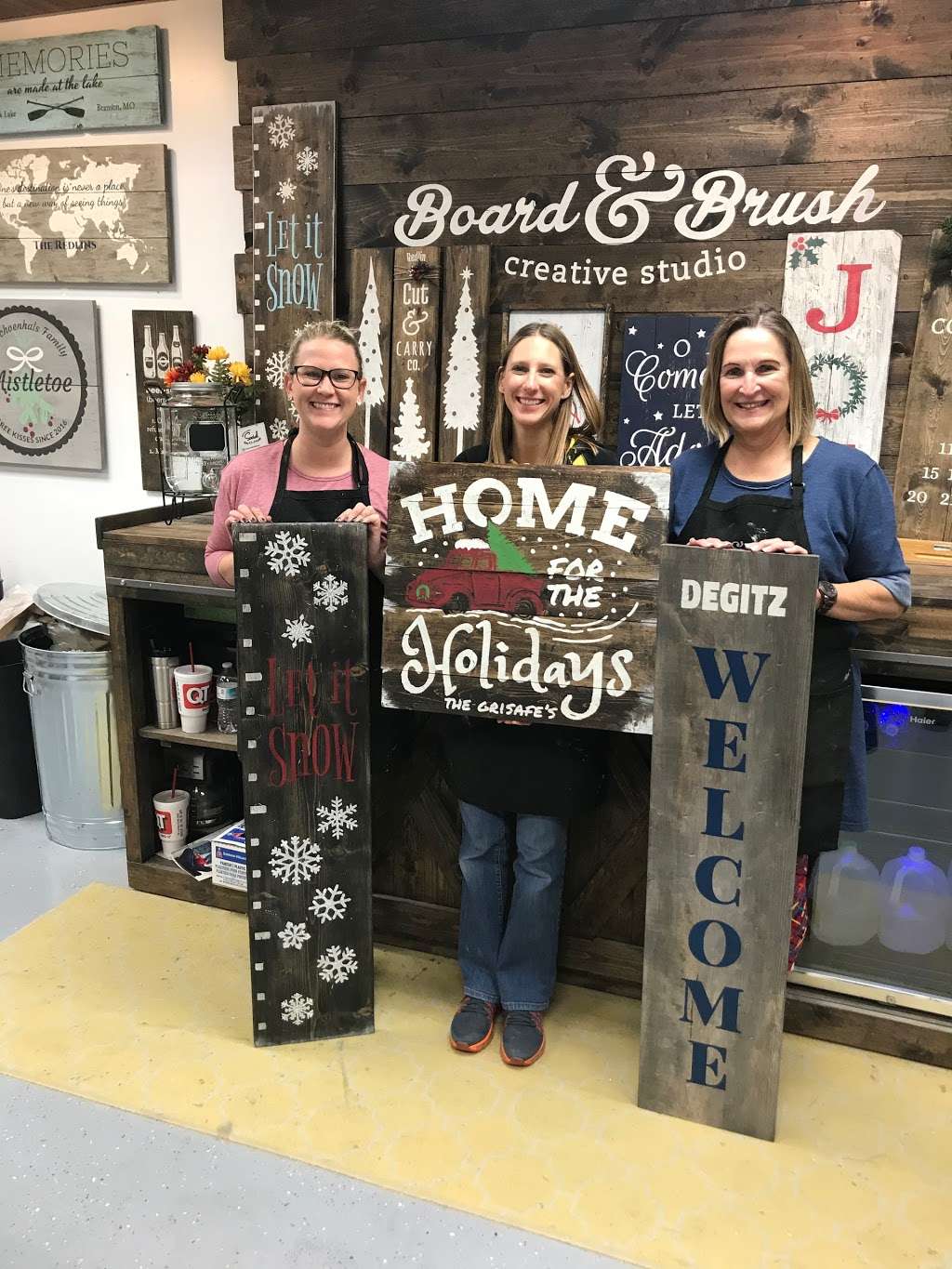 Board and Brush Creative Studio - Lenexa | 13970 Santa Fe Trail Dr, Lenexa, KS 66215 | Phone: (913) 298-9570