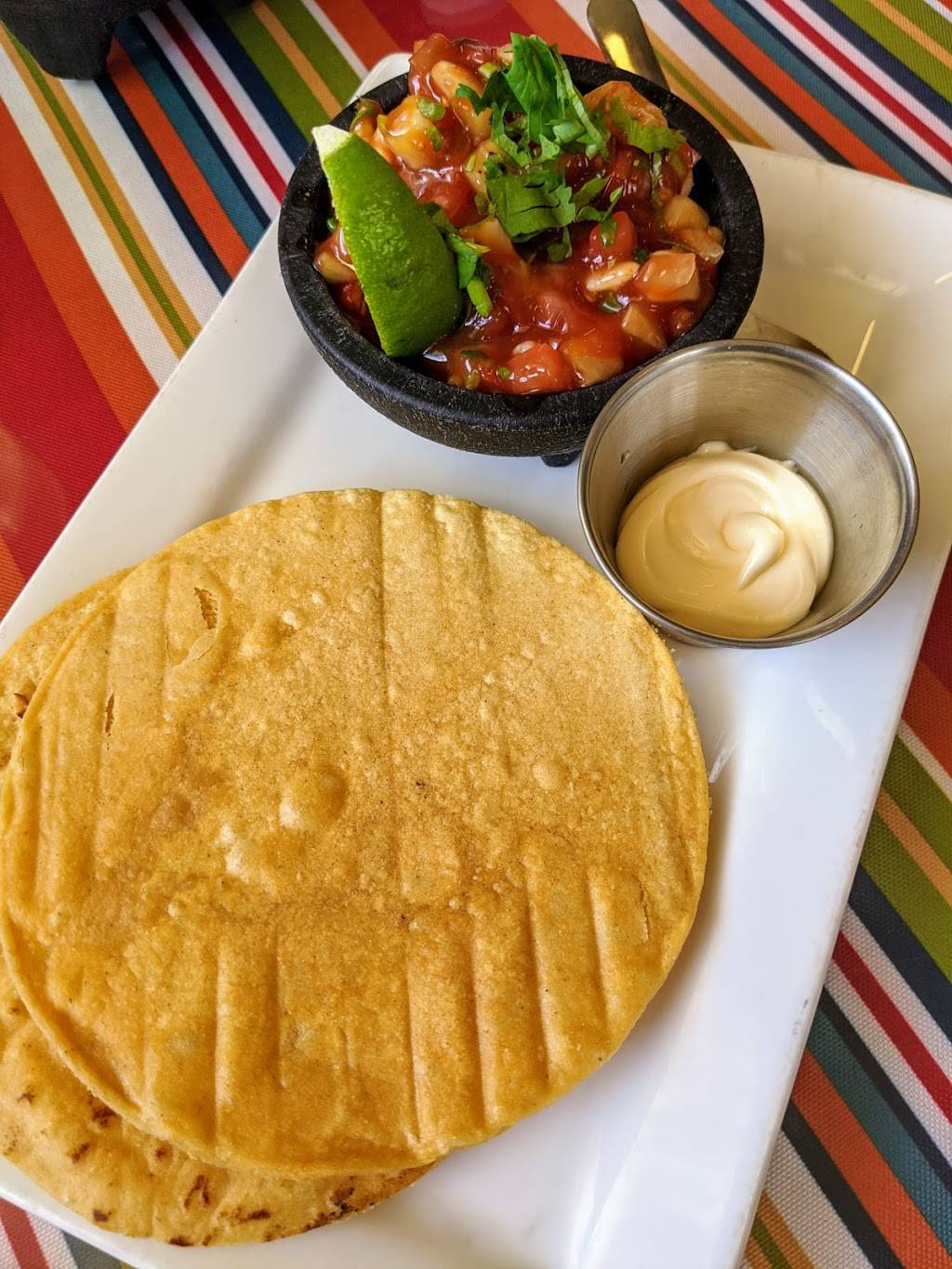 Los Chaparros Mexican Restaurant | 2140 S Beretania St, Honolulu, HI 96826, USA | Phone: (808) 951-6399