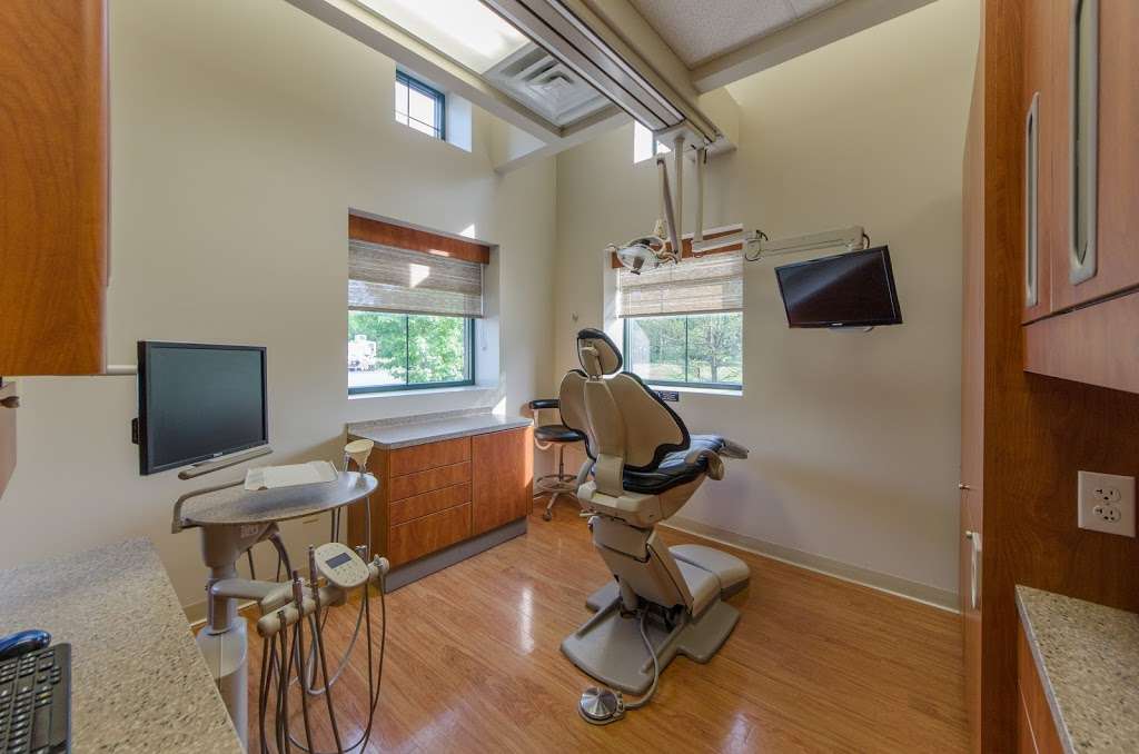 Reardon Dental | 1096 W Bridge St, Phoenixville, PA 19460 | Phone: (610) 935-2883