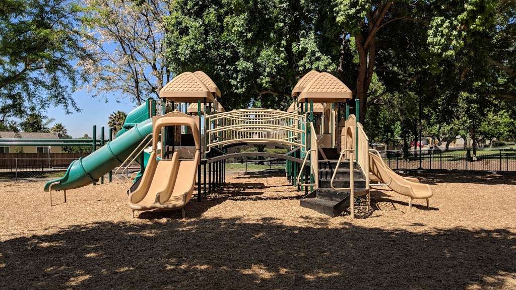 Woodglen Vista Park | 10250 Woodglen Vista Dr, Santee, CA 92071, USA | Phone: (619) 258-4100