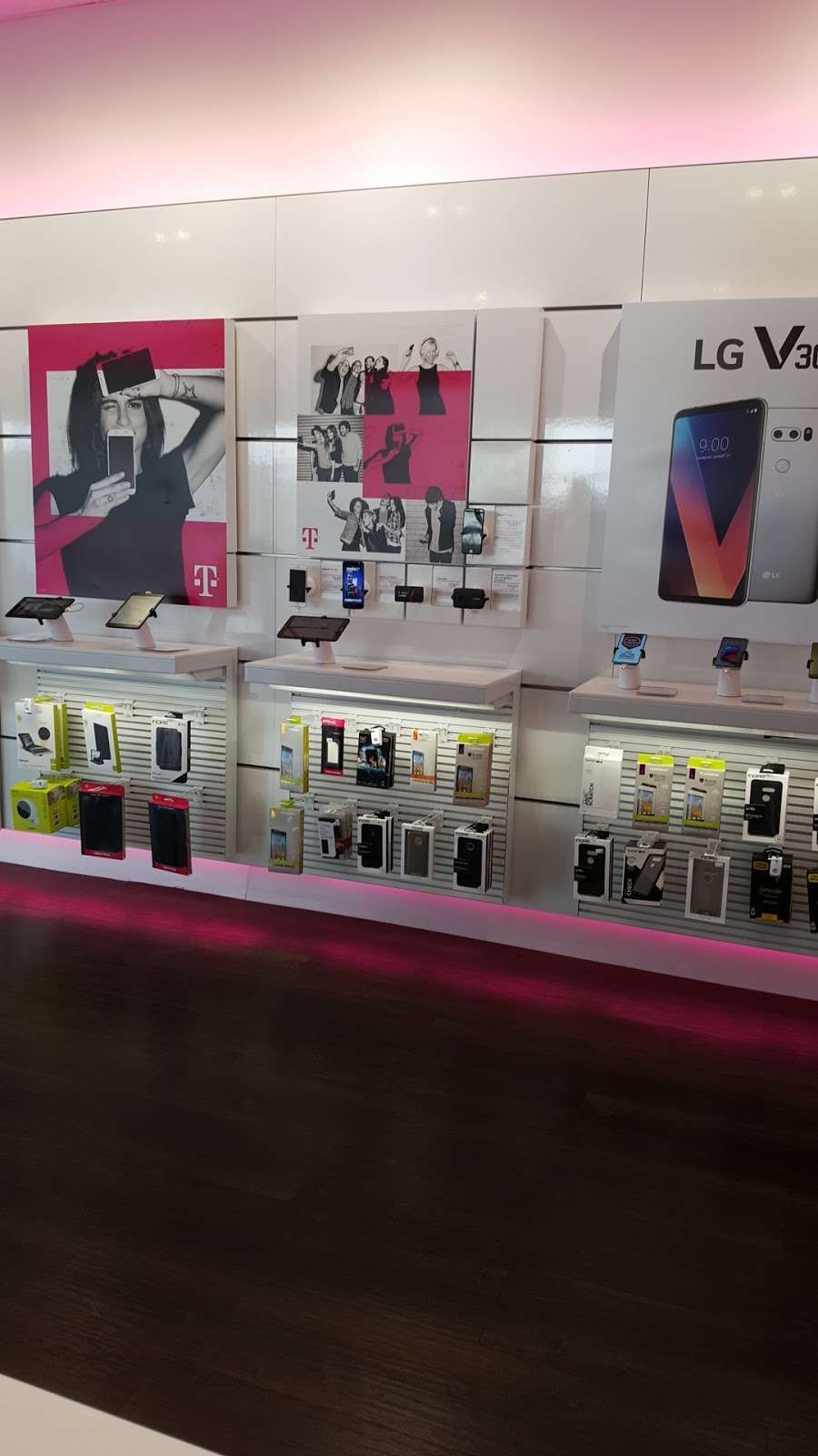 T-Mobile | 4557 Lafayette Rd Ste B, Indianapolis, IN 46254, USA | Phone: (317) 297-1049