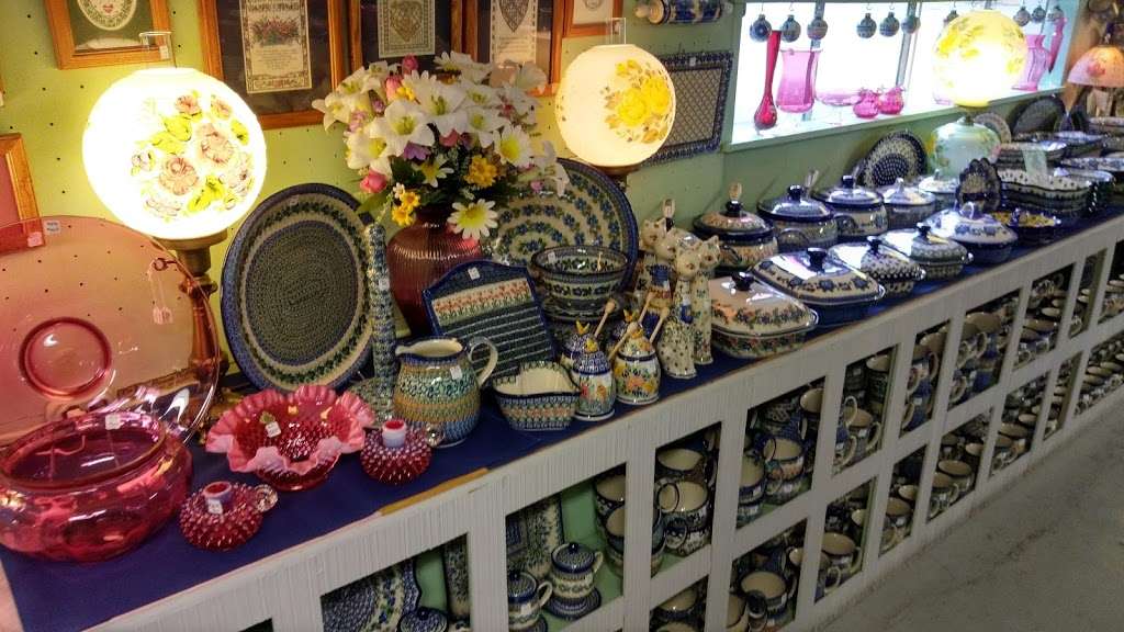 Holley Ross Pottery | 167 PA-191, Cresco, PA 18326, USA | Phone: (570) 676-3248