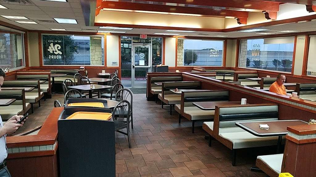 Whataburger | 215 N IH-45, N Fwy Service Rd, Hutchins, TX 75141, USA | Phone: (972) 225-9180