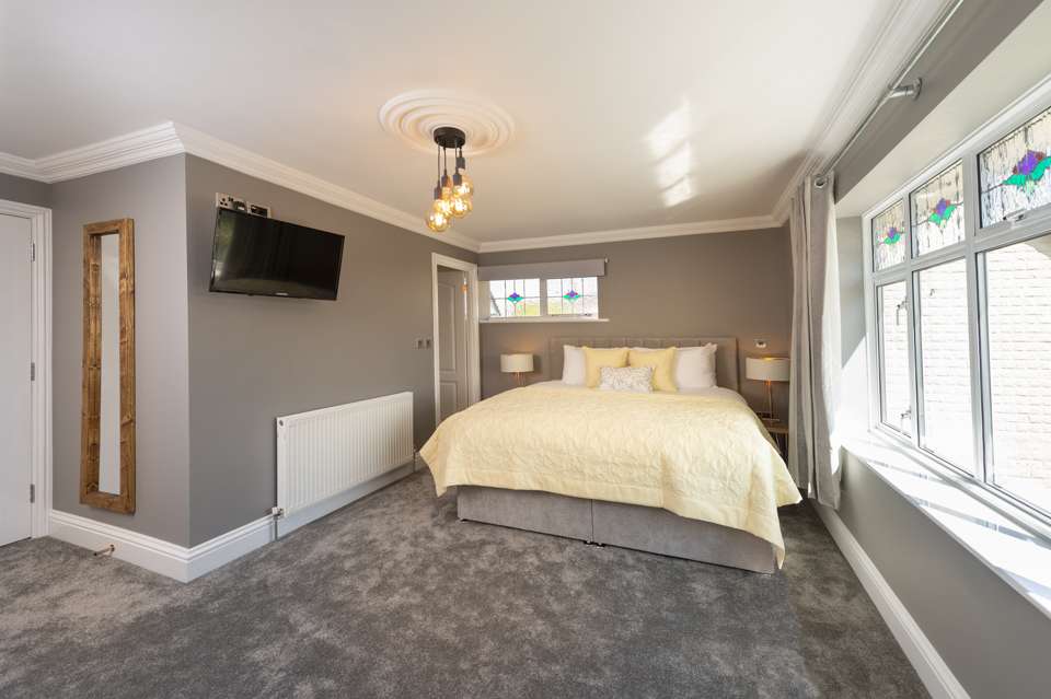 Harwood House B&B | 52 Stortford Rd, Great Dunmow, Dunmow CM6 1DN, UK | Phone: 01371 874627 Harwood House B&B | 52 Stortford Rd, Great Dunmow, Dunmow CM6 1DN, UK | Phone: 01371 874627