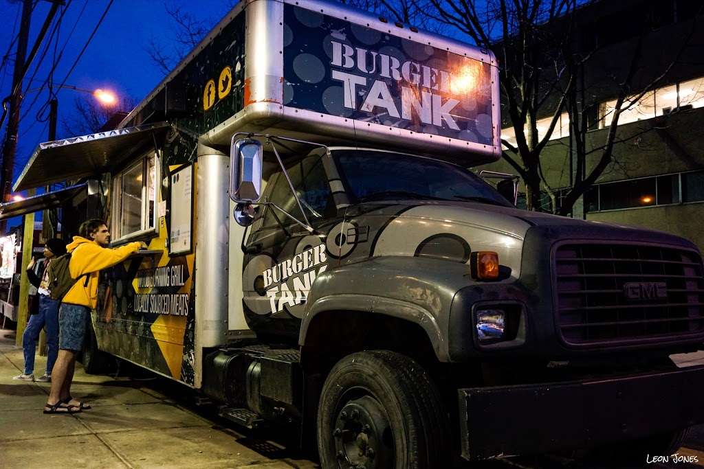 Burger Tank | 1225-1299 W Norris St, Philadelphia, PA 19122, USA | Phone: (215) 518-1546