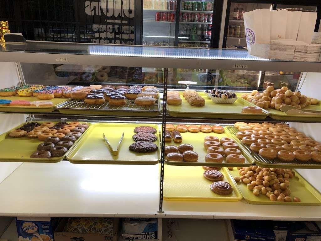 Serena Donuts | 13018 Woodforest Blvd Ste R, Houston, TX 77015, USA | Phone: (713) 497-5557