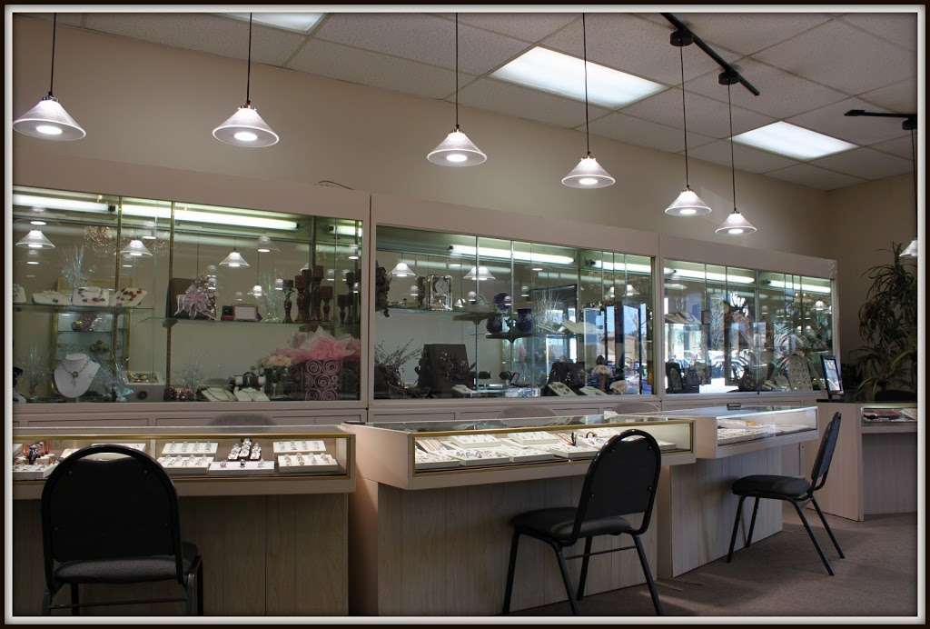 Jewelry World | 26530 Bouquet Canyon Rd, Santa Clarita, CA 91350 | Phone: (661) 297-7465