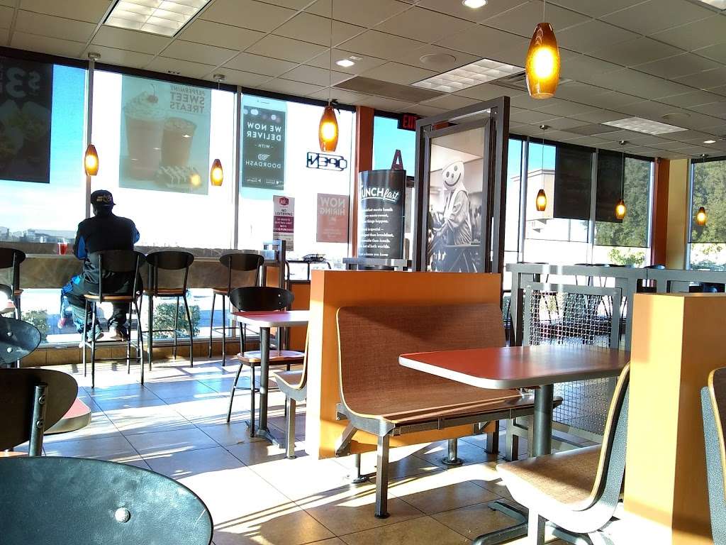 Jack in the Box | 6451 Boulder Hwy, Las Vegas, NV 89122, USA | Phone: (702) 435-6116