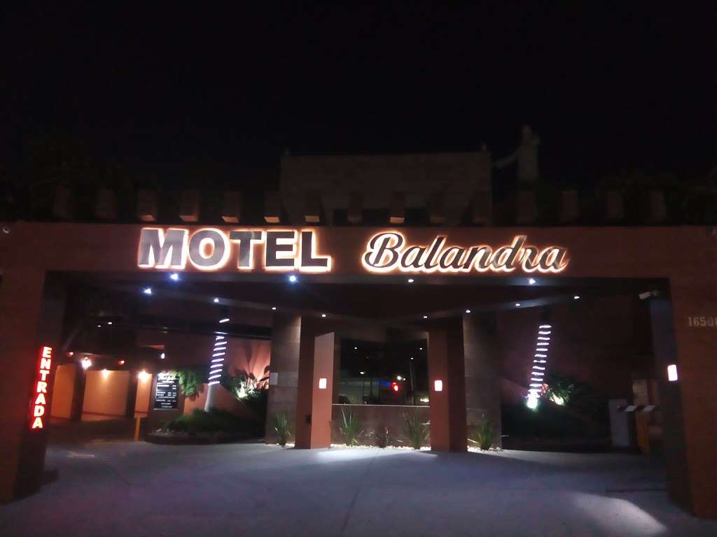 MOTEL BALANDRA | Av de los Insurgentes 16508, Los Alamos, 22110 Tijuana, B.C., Mexico | Phone: 664 621 3421