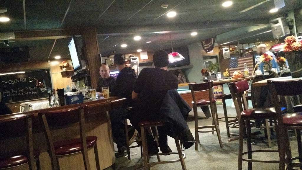 Lory's Lakeside 97 Church Ln, North Brunswick Township, NJ 08902, USA