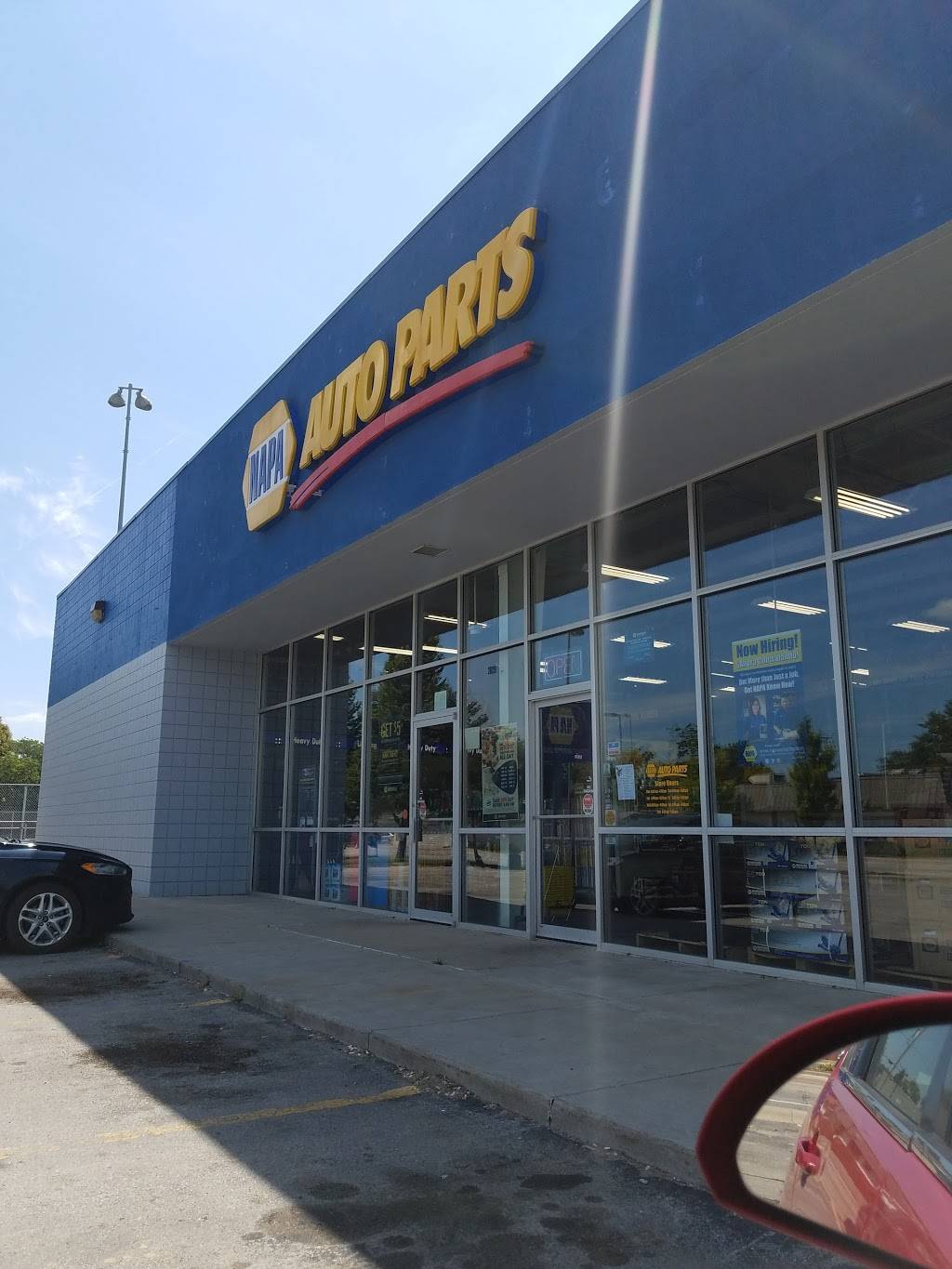 NAPA Auto Parts - Genuine Parts Company | 2629 W Broadway, Council Bluffs, IA 51501, USA | Phone: (712) 323-7527