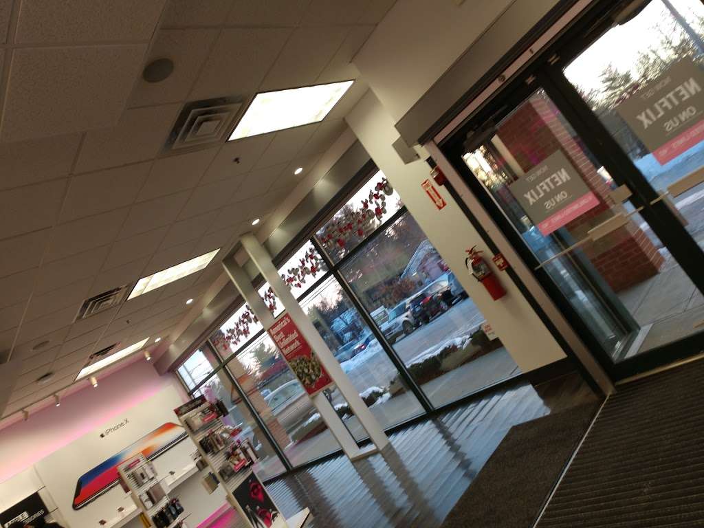 T-Mobile | 449 Amherst St, Nashua, NH 03063, USA | Phone: (603) 595-6481