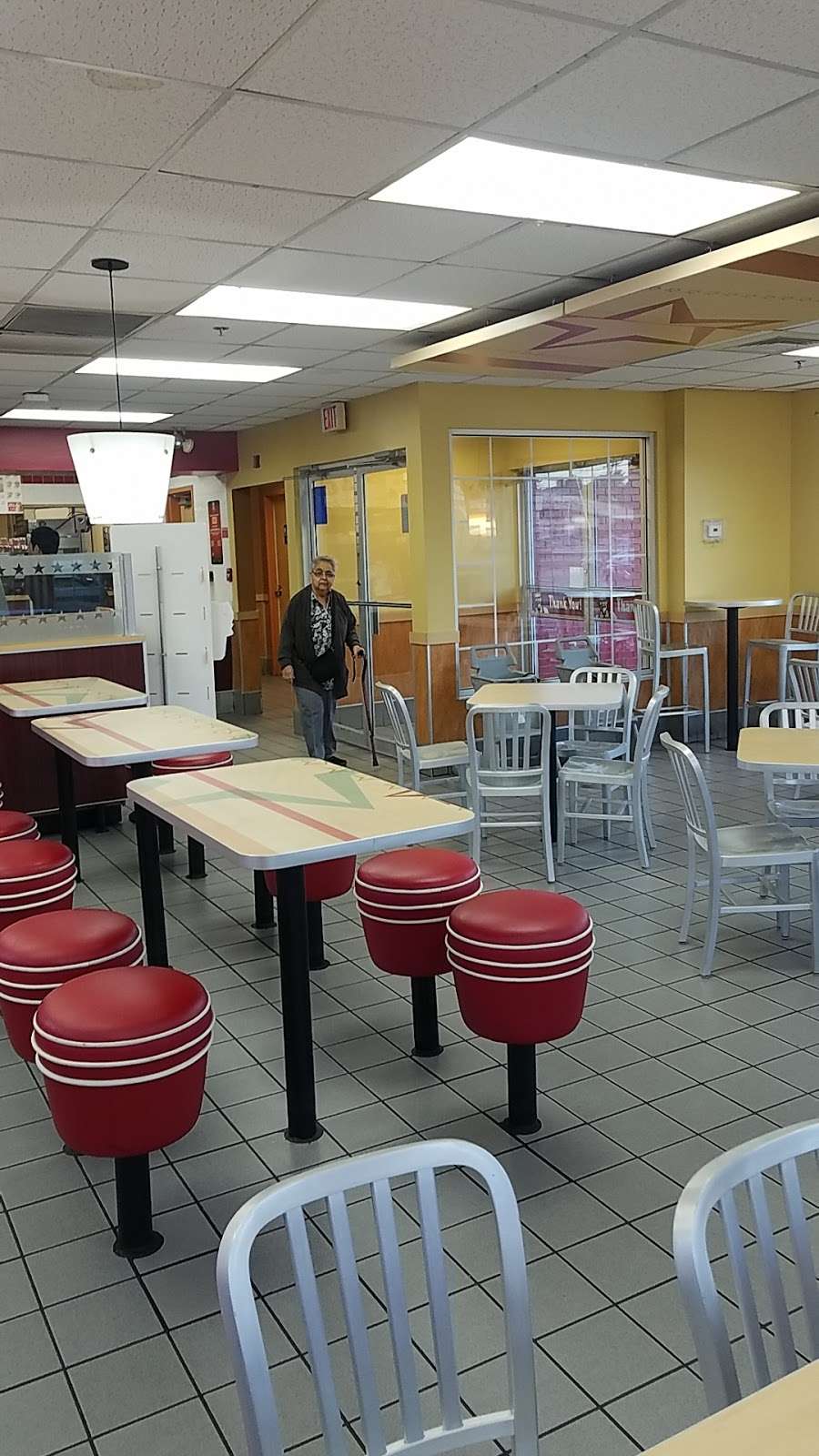 KFC | 421 Broadway, US-1, Saugus, MA 01906, USA | Phone: (781) 231-5748