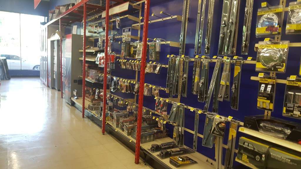 Pep Boys Auto Parts & Service | 1050 E Hunting Park Ave, Philadelphia, PA 19124, USA | Phone: (215) 533-3700